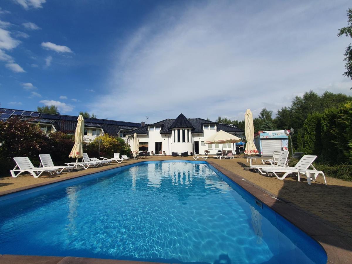 Brydar With Sauna, Swimming Pool And Jacuzzi Mielno  Exterior foto